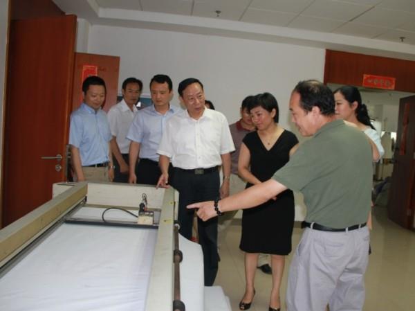 团省委万闻华书记一行到k8凯发集团调研