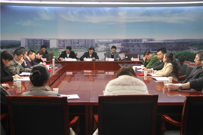 周勇、余亦民参加凯发投资集团年终总结会